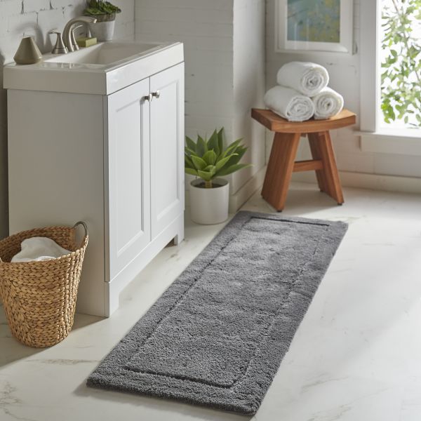 Using Rugs in the Bathroom | Terry's Floor Fashions