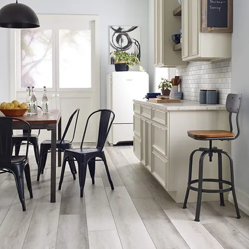 Dining Room Flooring | Terry's Floor Fashions